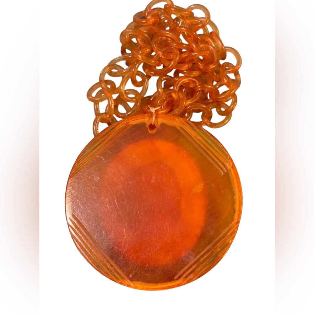 Antique Apple Juice Bakelite cameo with celluloid - Picture 4 of 4